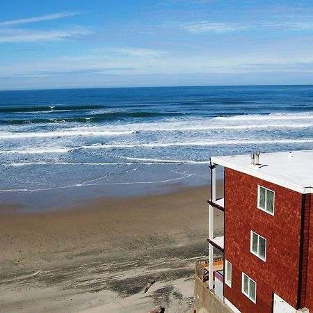 Beachfront Manor Hotel Lincoln City Exterior foto